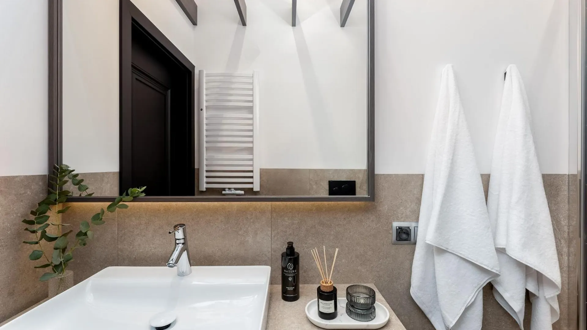 Wielopole Top Floor Apartments Krakow