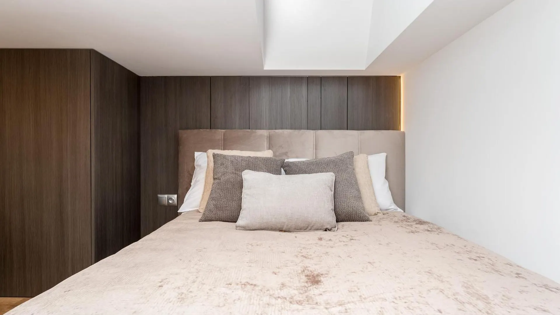 Wielopole Top Floor Apartments Krakow